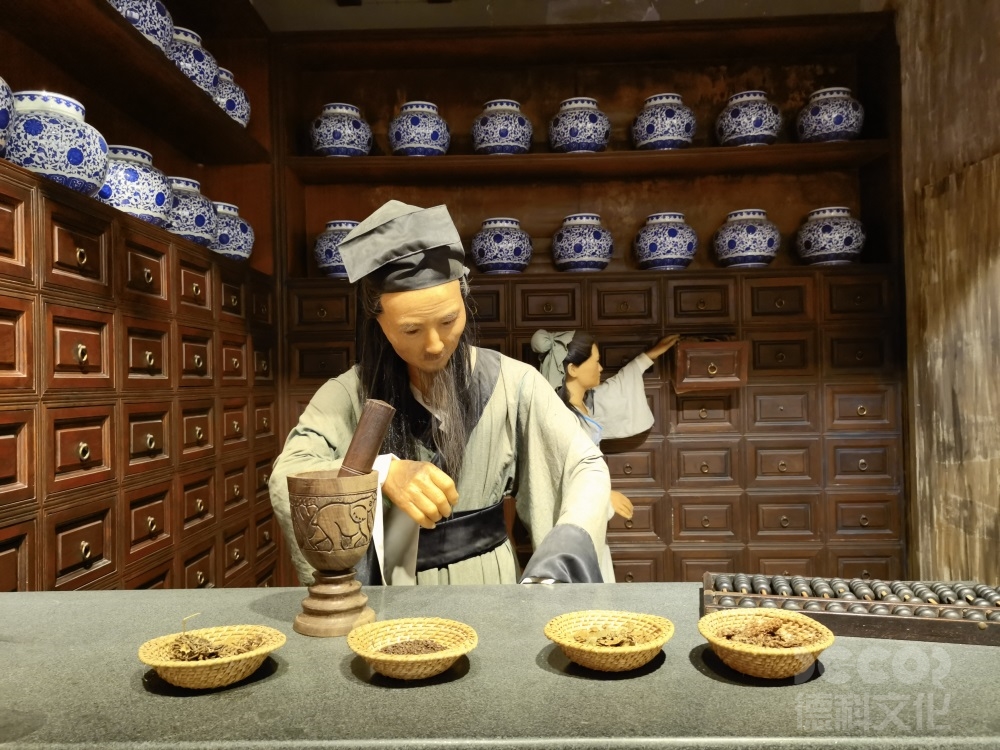 復(fù)古文化館展館裝修如何選擇合適的復(fù)古風(fēng)格畫框？